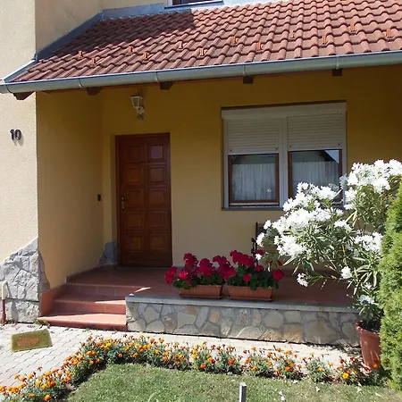 Anna Villa Lenti Room photo