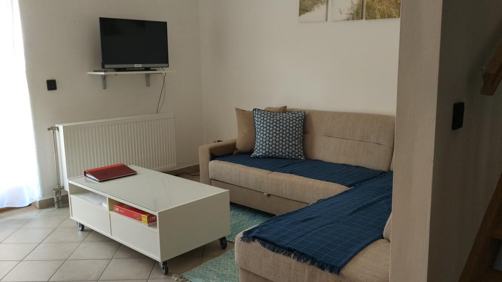 Anna Apartment